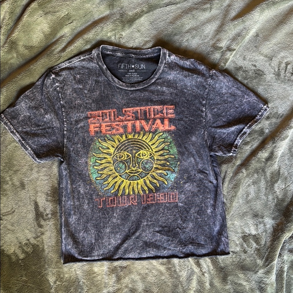 Fifth Sun Solstice Festival Graphic Tee Size Small